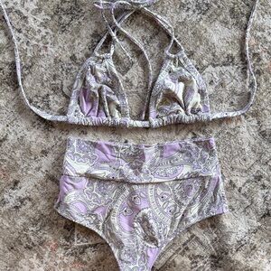 Montce Peri Paisley Set